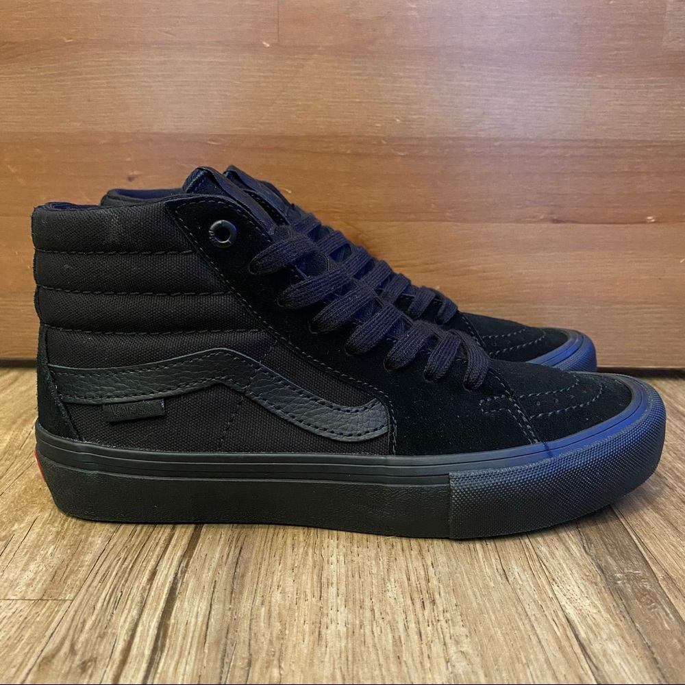 🖤 Vans Black High-Top Sneakers Mens 5.5/ Womens 7.0